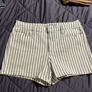 Universal thread denim stripe shorts size 12/31